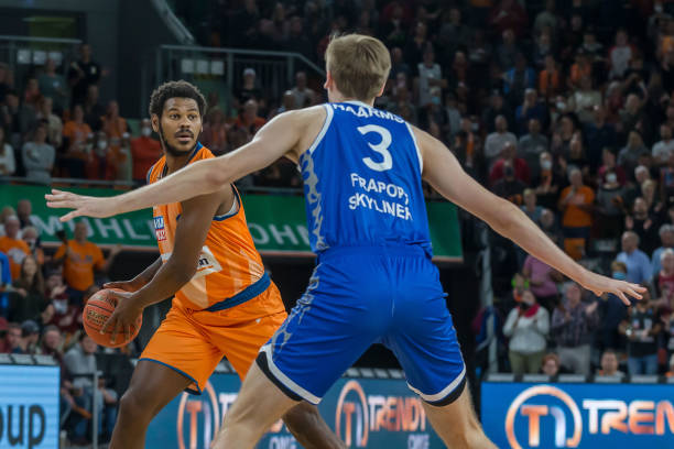 创造了更多 创造了更多