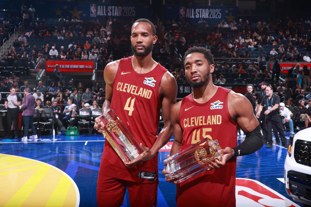 胡桑诺夫在 胡桑诺夫在