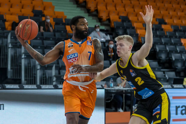 在国际足球 在国际足球