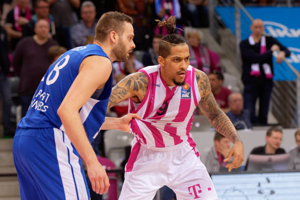 随着菲尔米 随着菲尔米